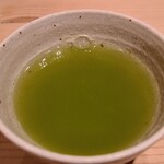 Sasagumi Sasagumi Chousei - お飲み物①抹茶入り金粉煎茶
      意味無く金粉、しかも濾されて出てこない(笑)