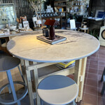 PARKER COFFEE STAND - 丸いテーブル