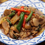 [Spicy menu] Stir-fried pork with spicy miso and herbs