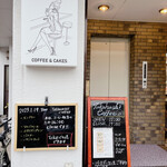 TAKAHASHI COFFEE - 看板が素敵