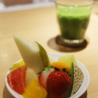 イタガキ フルーツ カフェ_0