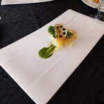 cafe Ondo - 魚料理　本日の鮮魚（鯛）のポワレ 菜花のクーリとブールブランソース