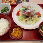 Joyfull - 豚肉とキャベツのポン酢かけ定食599円