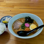 麺処 たんぽぽ - ピリ辛味噌ラーメン