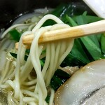 Hakata Nirasoba Kumagusuya - 麺