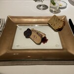 シェ・イノ - ライトスモークした鴨のフォワ・グラ