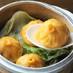 Crab meat Xiaolongbao (4 pieces)