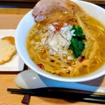 フレンチラーメンの店 MATOYA - MATOYA醤油らぁ麺(倍盛り)