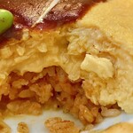 レタス・カフェ - ケチャップライスの上にふわトロの玉子焼きを乗せたオムライス