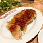 餃子といえば芭莉龍 - 麻辣焼餃子 ¥638 (税込)