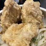 讃岐うどん 白庵 - もも肉のとり天は、とても大きいのが3個。