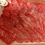 Shirokane Yazawa Seinikuten - 焼肉セット5980円(税込)
                        ！田村牛(但馬の雌牛)だからめちゃくちゃ美味しい♡部位は何種類か入っていますがこの日はロース系多めでした