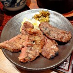 仙台牛たん 青葉 - 特上厚切り牛タンと牛ハラミ焼き