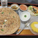 FOOD BOX - バターアルパラタセット上から