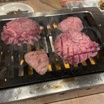 Horumon Yakiniku Sakaba Gyuugyuu - 