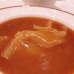 筑紫樓 - 特製ふかひれ姿煮込み