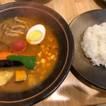 Soup Curry 笑くぼ - ご飯小盛と