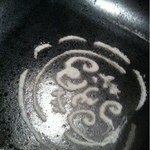 ビストロ・オー・ド・スルス - お店のマーク