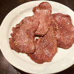 Honkaku Yakiniku Jukouen Amatsubo - 