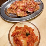 Taishuu Horumon Yakiniku Kemuriki - 