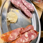 Taishuu Horumon Yakiniku Kemuriki - 