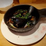 7FUKU - ムール貝の白ワイン蒸し