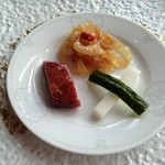 家全七福酒家 SEVENTH SON RESTAURANT - 2013年6月いつもの美味しい前菜♪