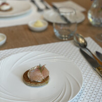 ミクニ マルノウチ - 