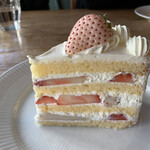 ラ・テイエ - 季節のフルーツショートケーキ