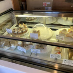 ラ・テイエ - ショーケース