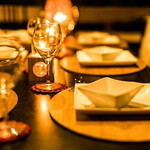 全席個室居酒屋 肉寿司食べ放題 肉ヤロー - 【カップルシート】2人だけの空間で非日常のひとときを。