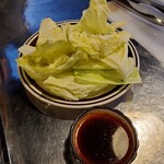 高砂ホルモン - キャベツ