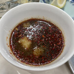 焼肉ジンギスカン つるや - ニンニク多めのタレ