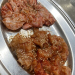 焼肉ジンギスカン つるや - 上ミノ＆シビレ（絶品）