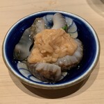 鮨 行天 - 大村湾の茶ぶり海鼠と上には生のこのわた　三杯酢に漬けて