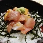 Kaizantei Iccho Usuda Ten - 미니 해산물 초밥 덮밥