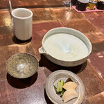 蕎麦 木曽路 - お酒　酒器もいろいろ