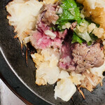 Hishimeki tei - 超粗挽きハンバーグ、レア提供…もう少し肉汁が欲しい感じが致します。