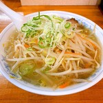 ラーメン専門店 みのる - 横から