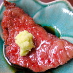 李昇 - 特選カルビは脂が多いが肉の旨味が濃くて美味しい