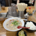 十八番 - かす汁定食の汁（大）