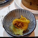 趙の飲茶 888 - 水餃子には具材たくさん