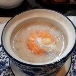 趙の飲茶 888 - お粥には、えび一匹はいつも入っています。