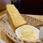 コメダ珈琲店 - モーニング(バタートースト&手作りたまごペースト)(480円)