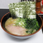 横浜家系らーめん 雷家 - ラーメンのり増し