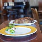 レストランテ 風 - 切る前のローストビーフ