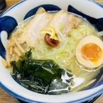 ぐゎらん洞 - ゆずと蜆の支那そば　ゆず皮がエレガント✨