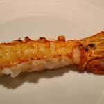 蒼 - ④炭火焼き藜海老(神奈川県長井産、(株)さかな人・代表長谷川さん)
      元々、生でも火入れしても美味しい海老なのですが、みでレアな火入れで甘みと旨みが爆発！
      本当に素晴らしい！