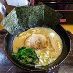 横浜家系ラーメン翔 - 