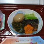 割烹かまた - 魚と根菜の煮物